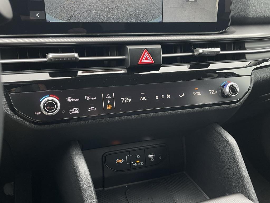 new 2026 Kia Sportage car, priced at $37,775