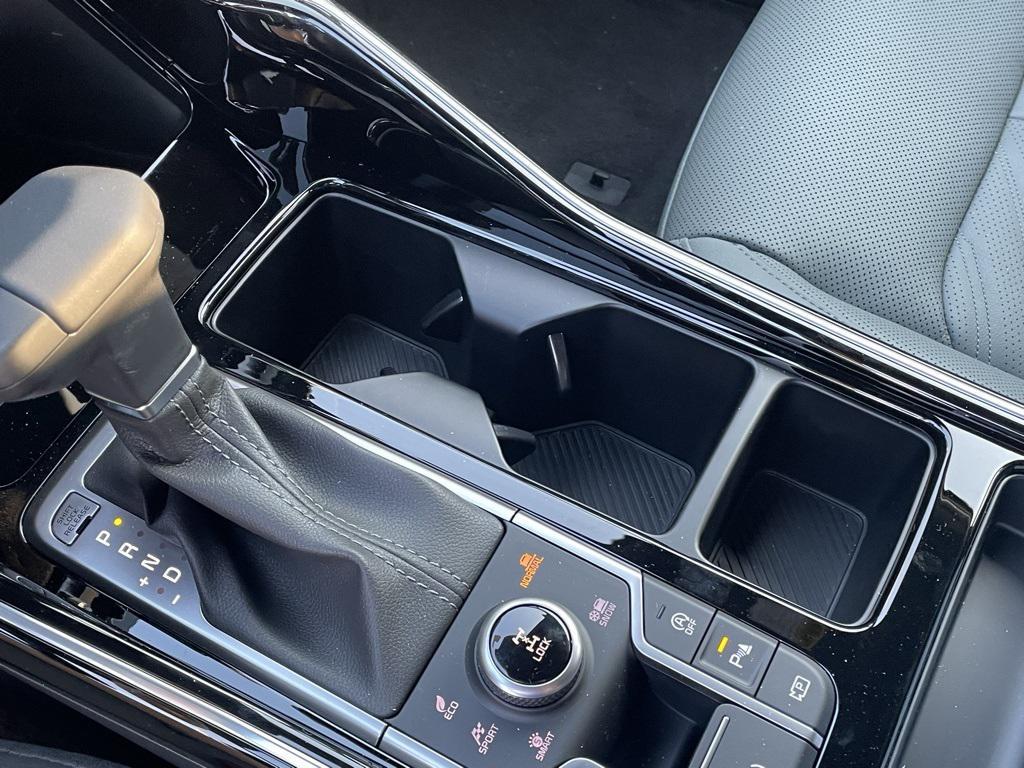 new 2025 Kia Sorento car, priced at $44,957