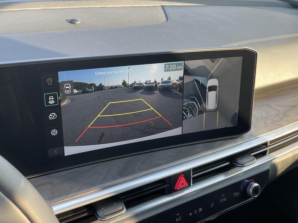 new 2025 Kia Sorento car, priced at $44,957