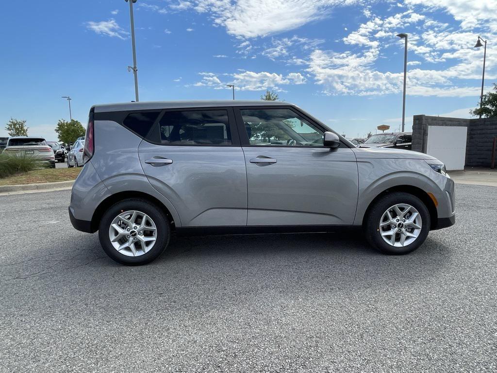 new 2025 Kia Soul car, priced at $21,299