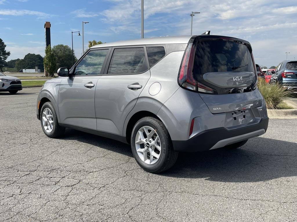 new 2025 Kia Soul car, priced at $21,299