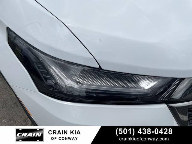used 2023 Chevrolet Traverse car, priced at $35,394