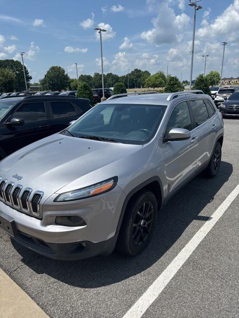 used 2014 Jeep Cherokee car, priced at $10,807