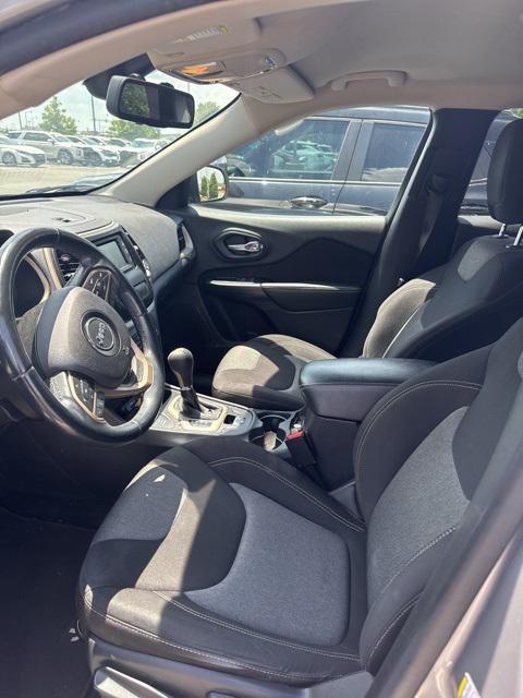 used 2014 Jeep Cherokee car, priced at $10,807
