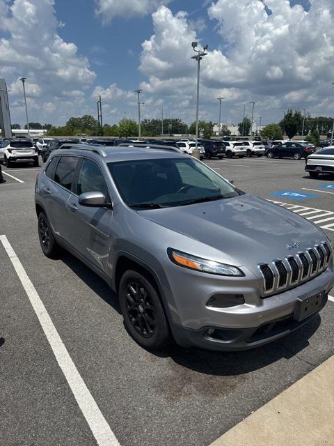 used 2014 Jeep Cherokee car, priced at $10,807