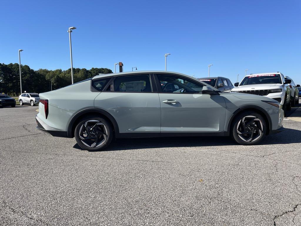 new 2025 Kia K4 car, priced at $23,869