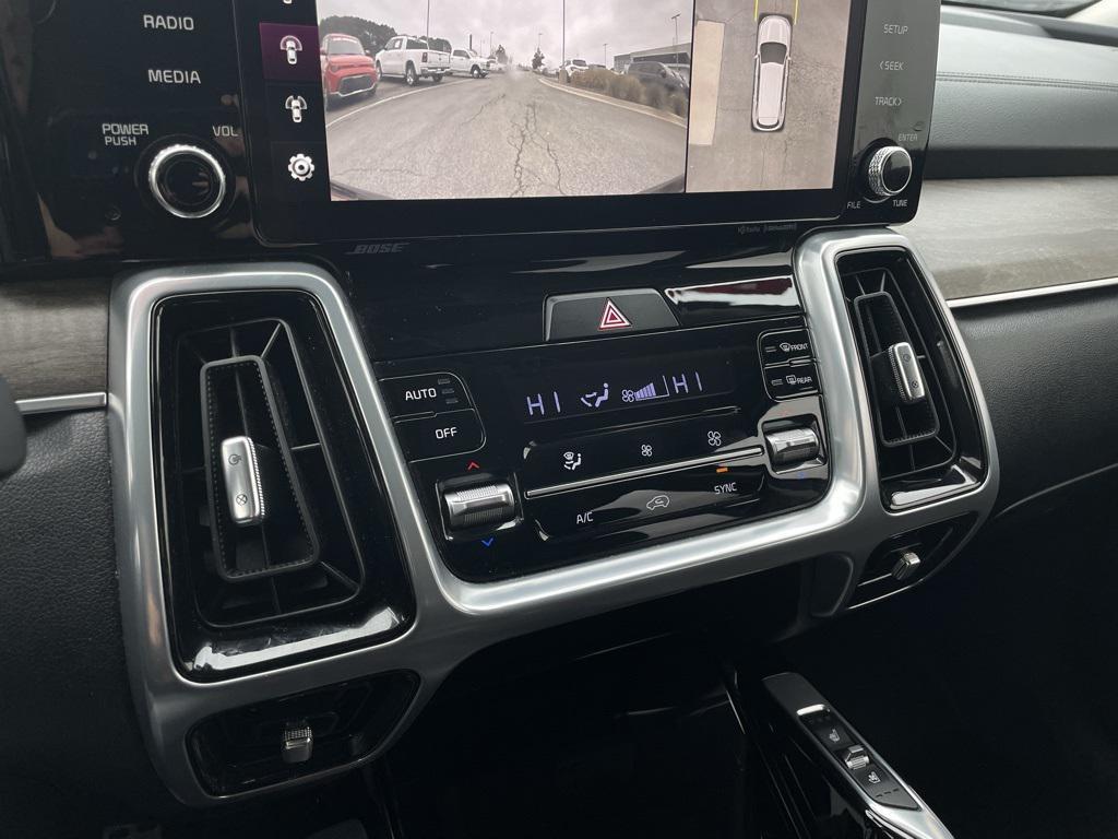 used 2023 Kia Sorento car, priced at $28,978