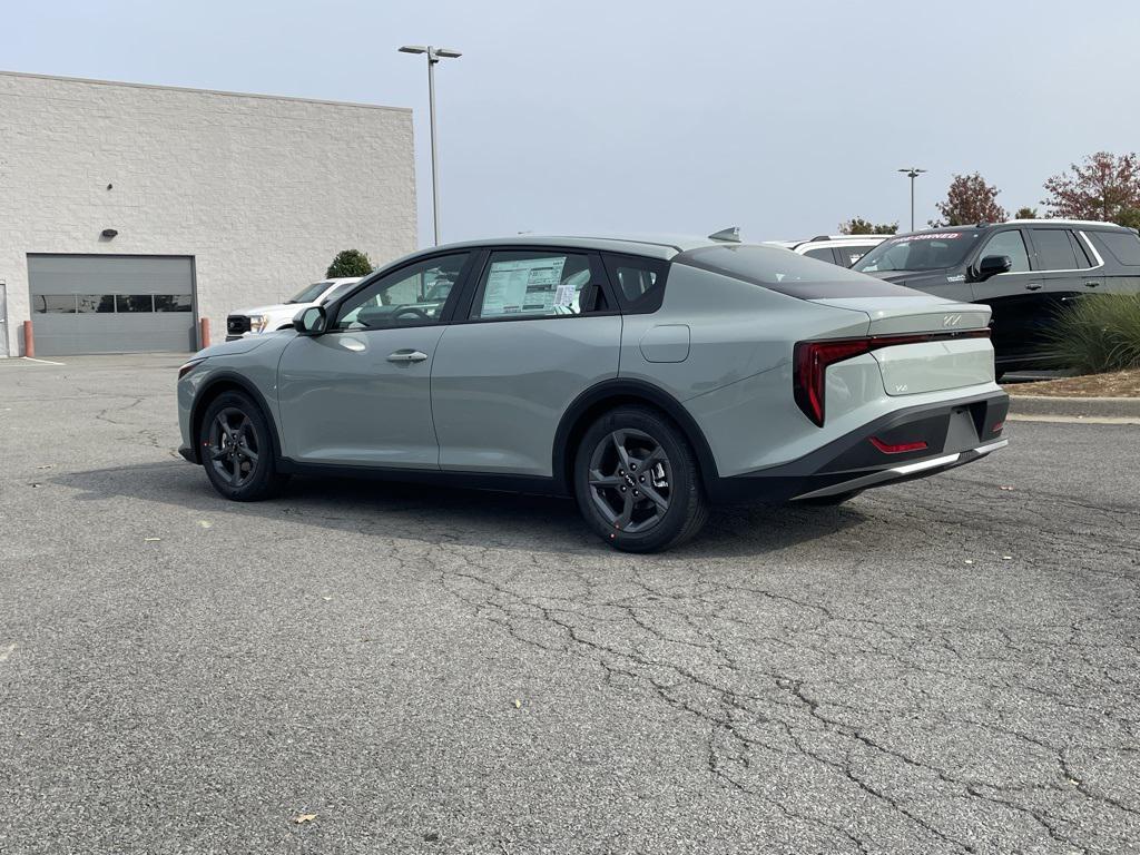 new 2025 Kia K4 car, priced at $23,199