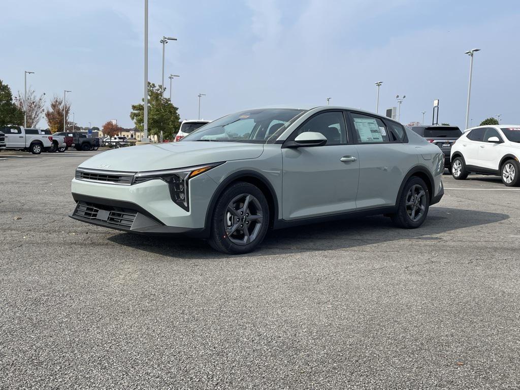 new 2025 Kia K4 car, priced at $23,199