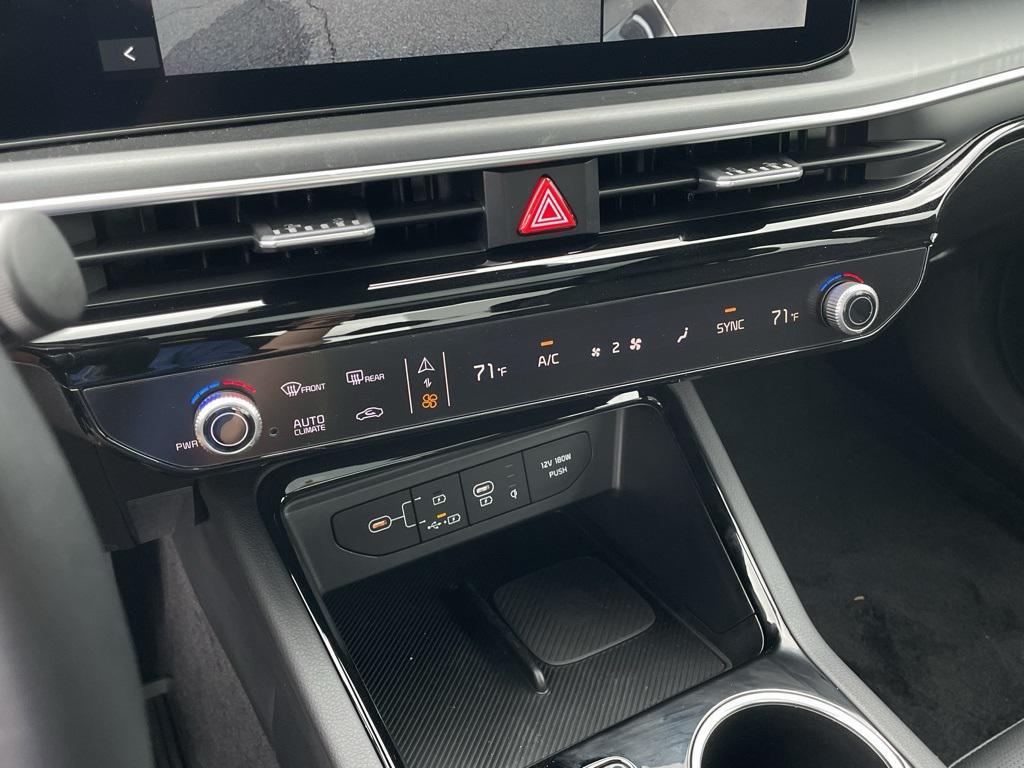 new 2026 Kia K5 car, priced at $38,735