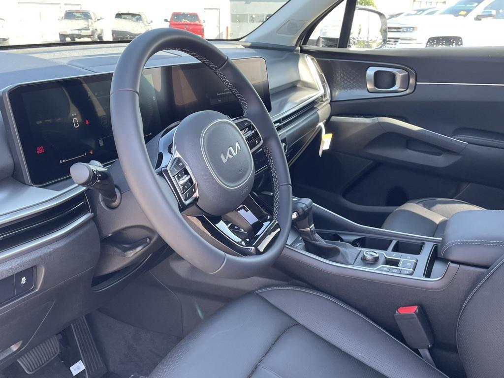 new 2025 Kia Sorento car, priced at $35,935