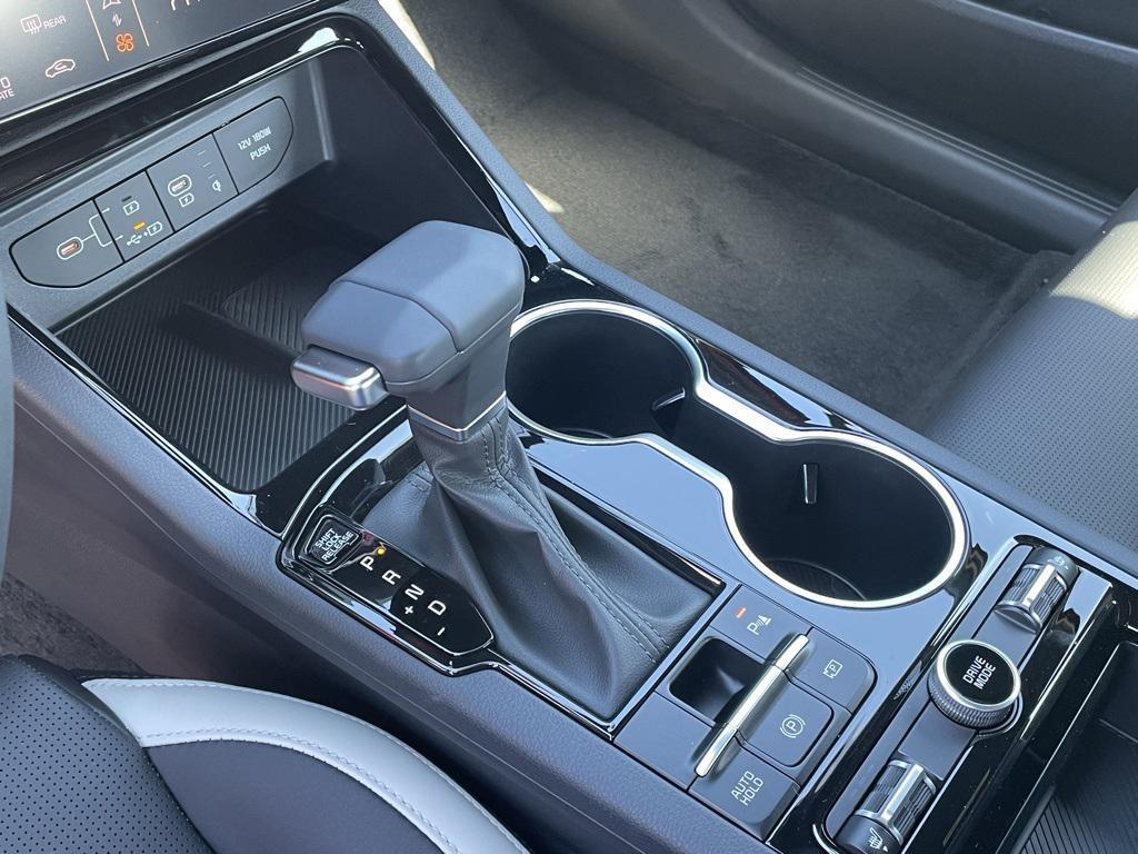 new 2026 Kia K5 car, priced at $31,480