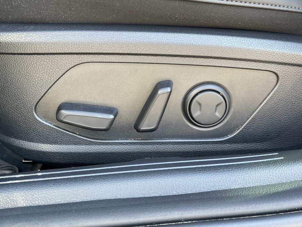 used 2025 Kia K5 car, priced at $29,961
