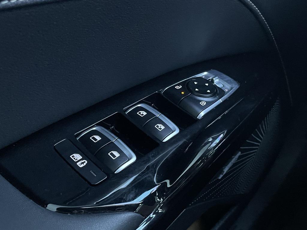 used 2025 Kia K5 car, priced at $29,961