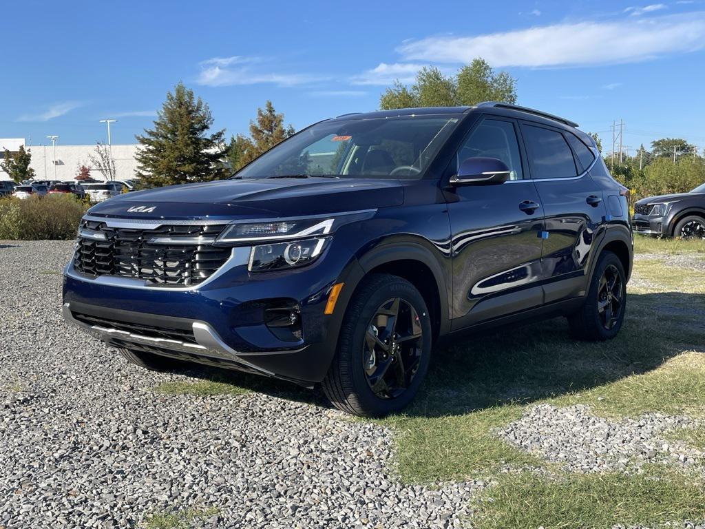 new 2026 Kia Seltos car, priced at $30,285