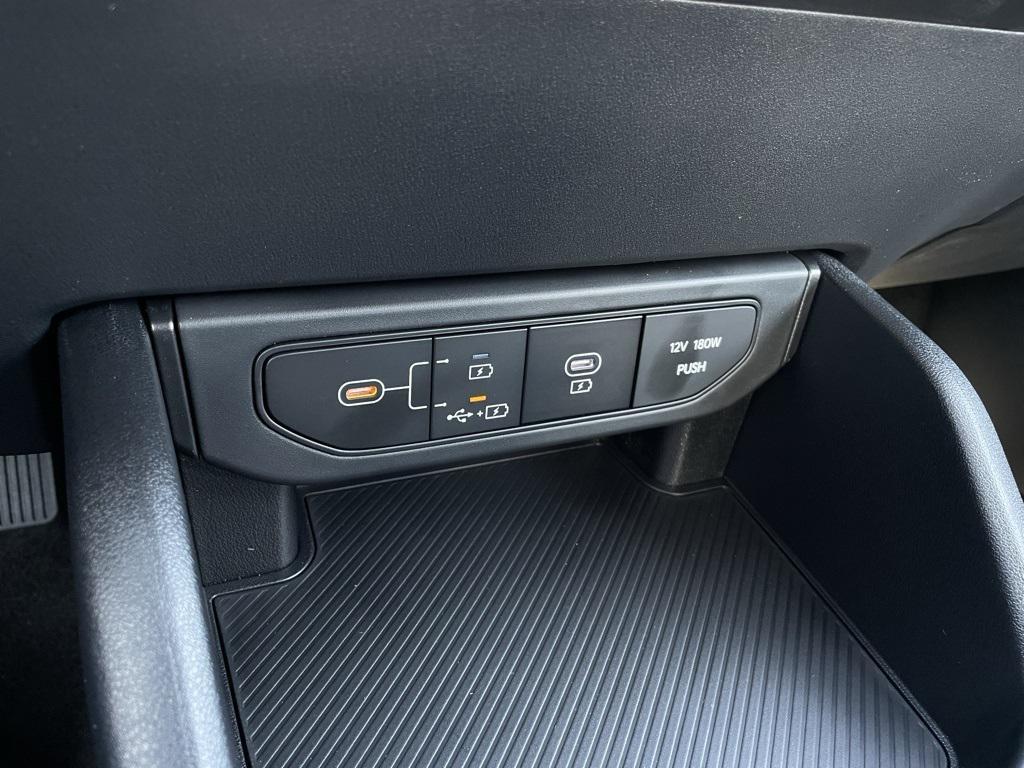 new 2025 Kia K4 car, priced at $23,566