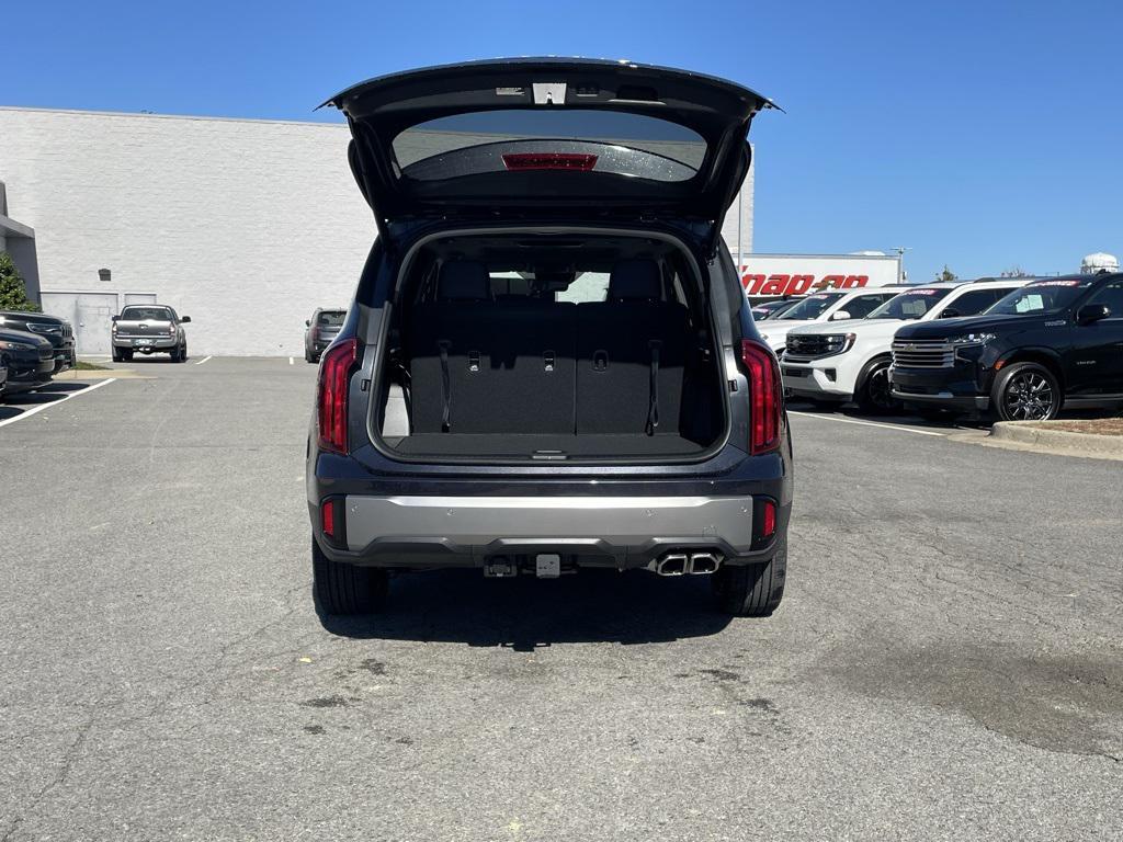new 2025 Kia Telluride car, priced at $38,707