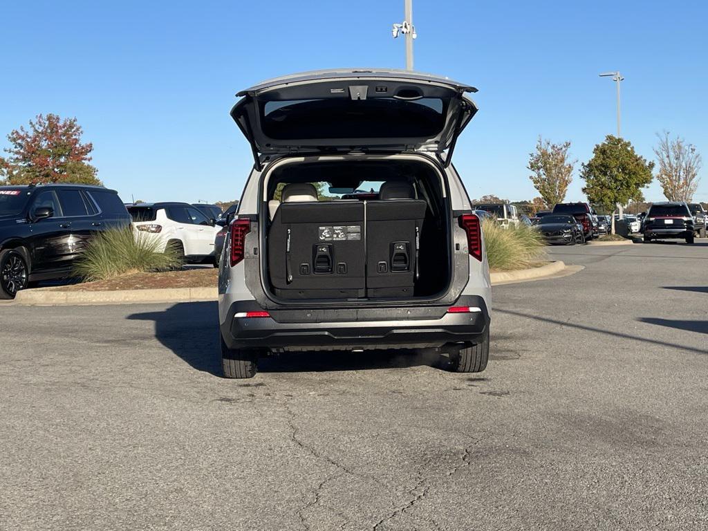 new 2026 Kia Carnival car, priced at $51,580