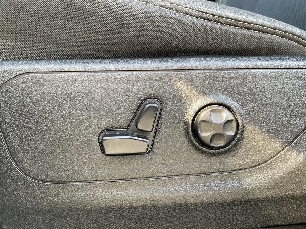 used 2020 Ram 1500 car, priced at $29,994