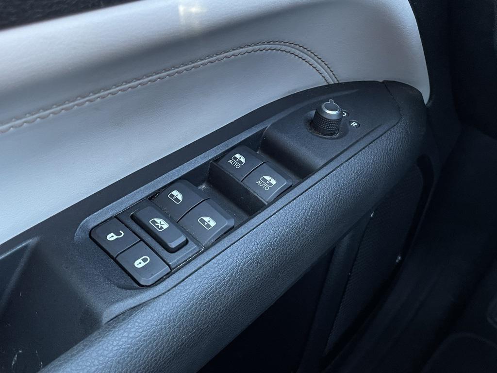 used 2022 Jeep Compass car, priced at $24,672