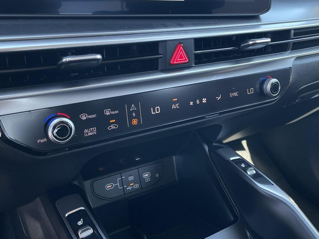 new 2026 Kia Sorento car, priced at $39,730