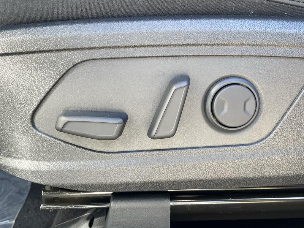 new 2026 Kia Sorento car, priced at $39,730