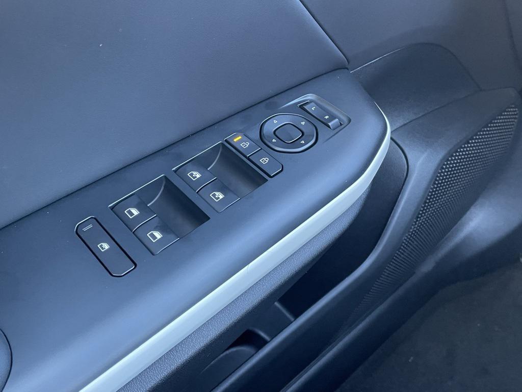 new 2025 Kia K4 car, priced at $25,990