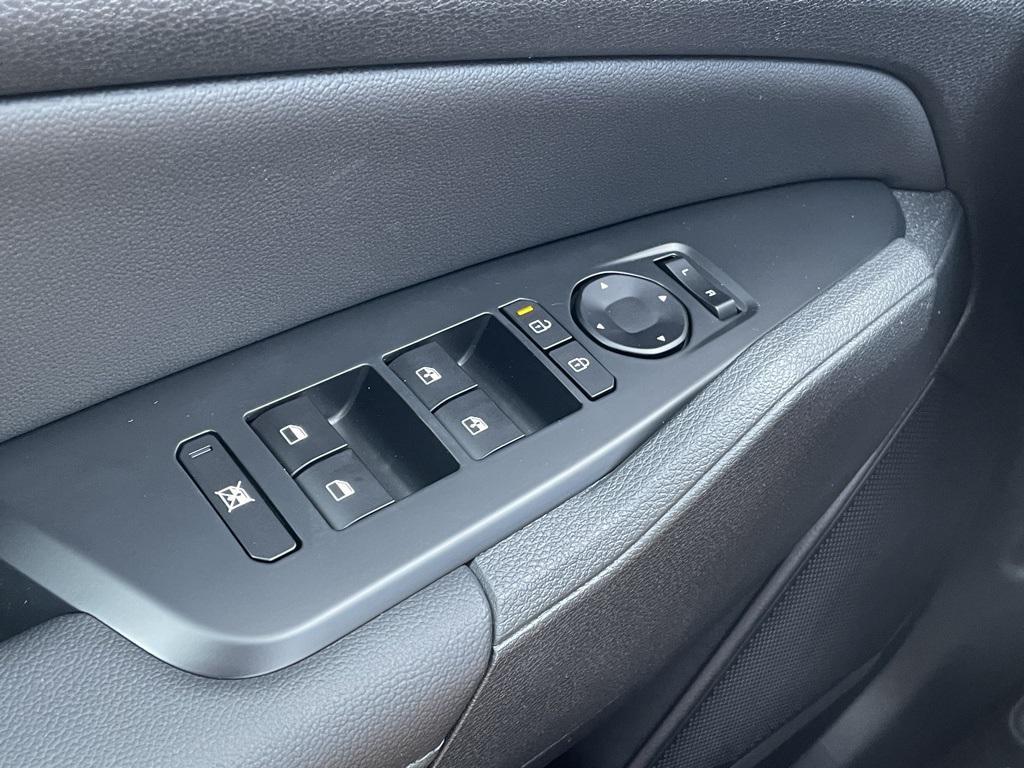 new 2026 Kia Sportage car, priced at $34,380