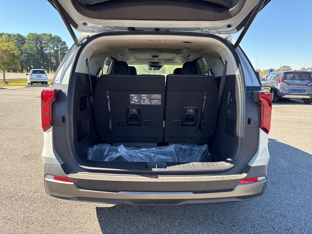 new 2026 Kia Carnival car, priced at $48,475