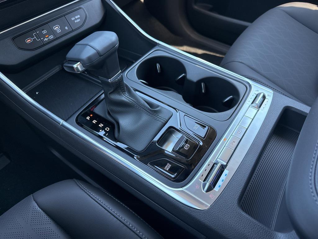 new 2026 Kia Carnival car, priced at $48,475