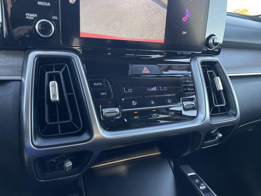 used 2023 Kia Sorento car, priced at $29,688