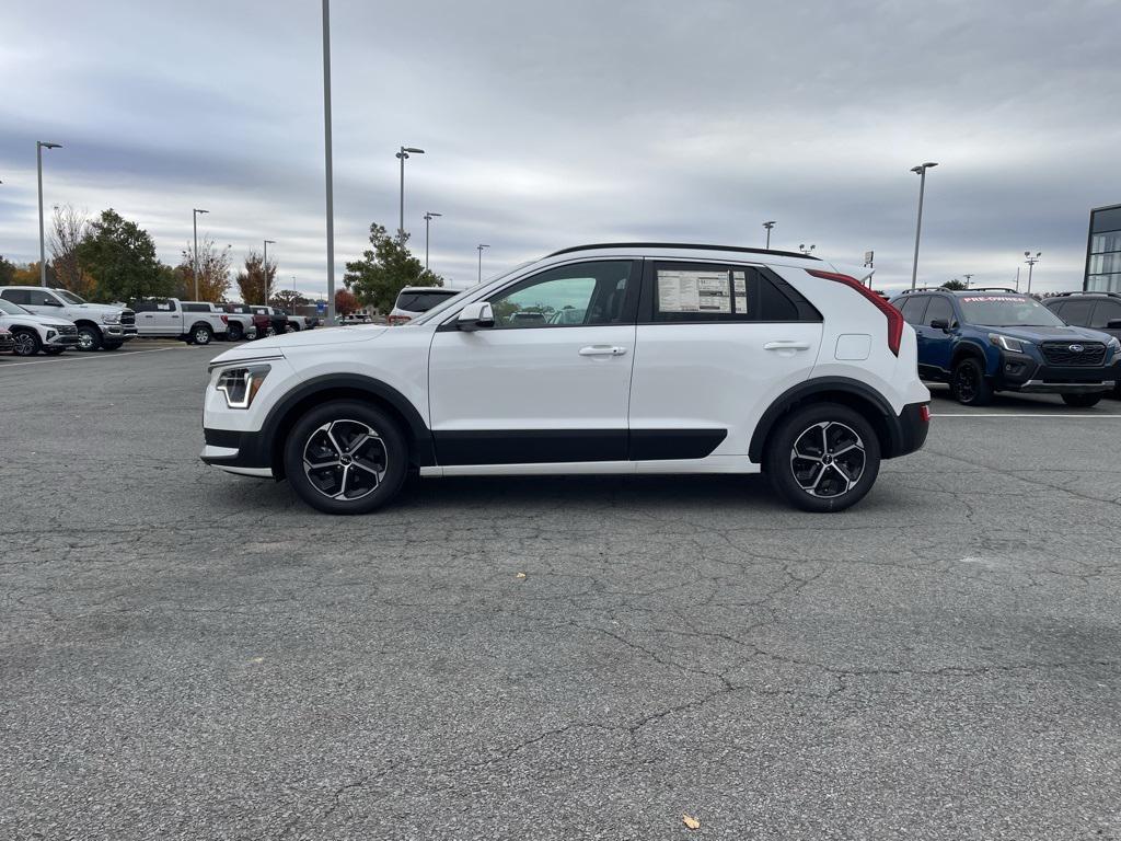new 2025 Kia Niro car, priced at $29,085