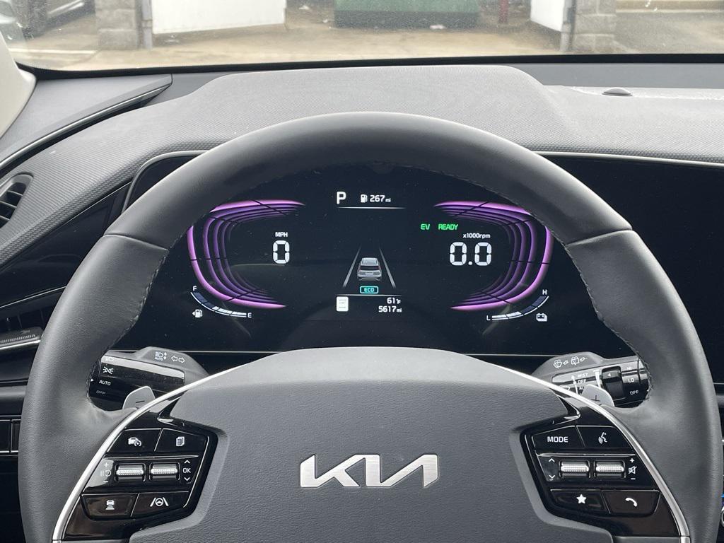 new 2025 Kia Niro car, priced at $29,085