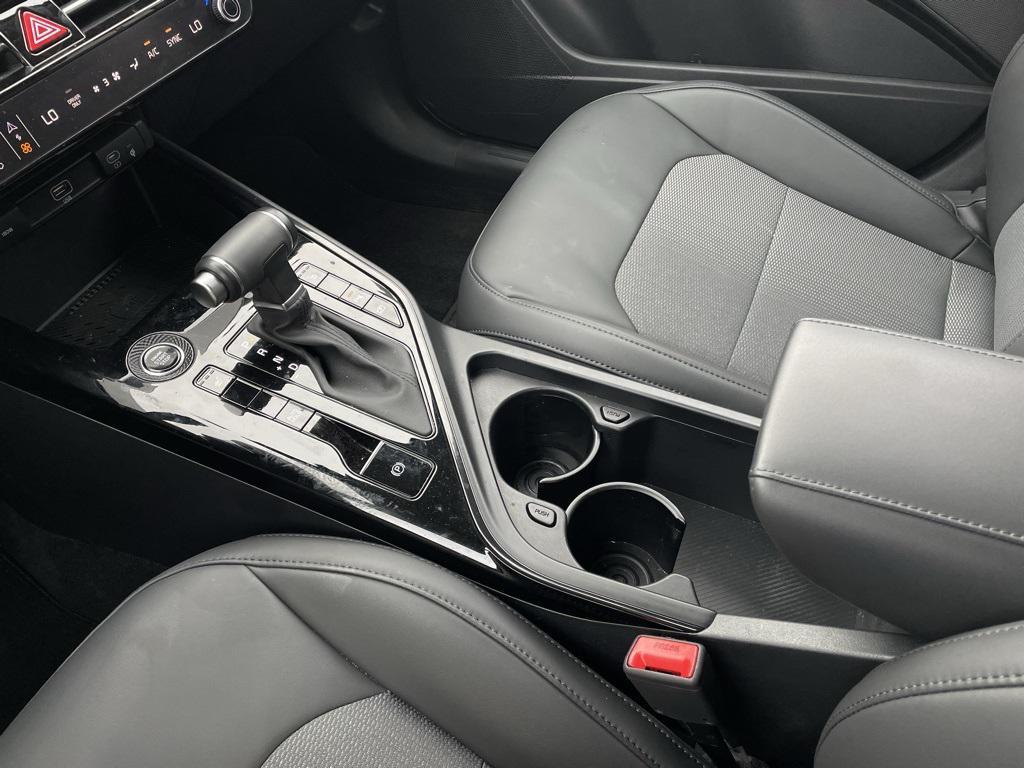 new 2025 Kia Niro car, priced at $29,085
