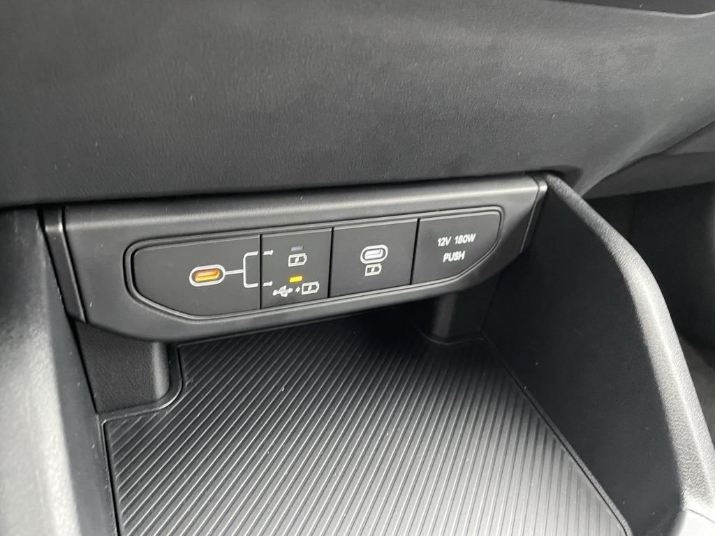 new 2025 Kia K4 car, priced at $22,129