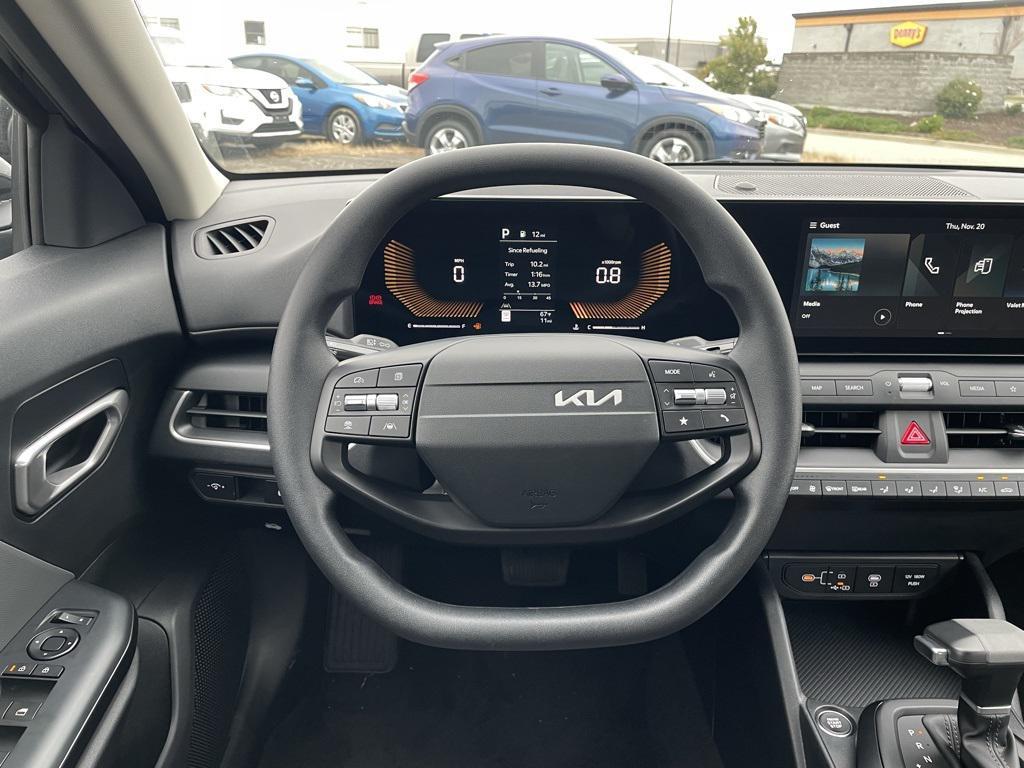 new 2025 Kia K4 car, priced at $22,129