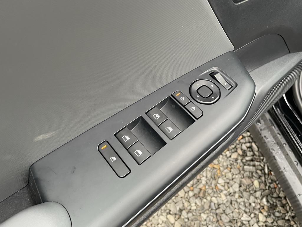 new 2025 Kia K4 car, priced at $22,129