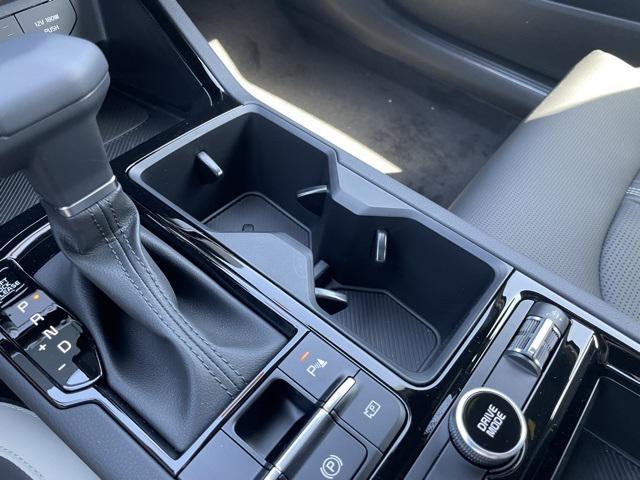 new 2025 Kia K5 car, priced at $27,715