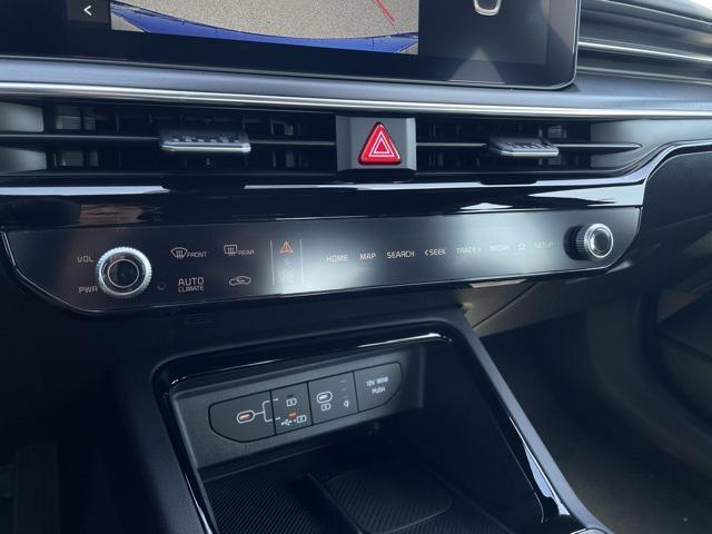 new 2025 Kia K5 car, priced at $27,715