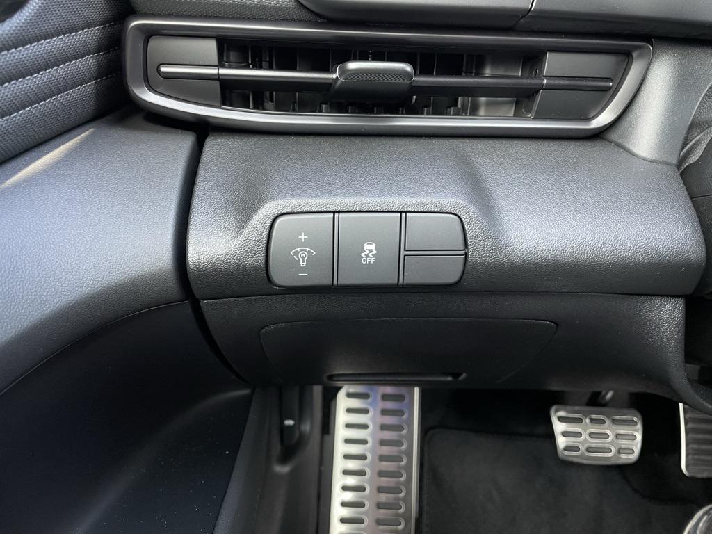 used 2025 Hyundai Elantra car, priced at $22,875