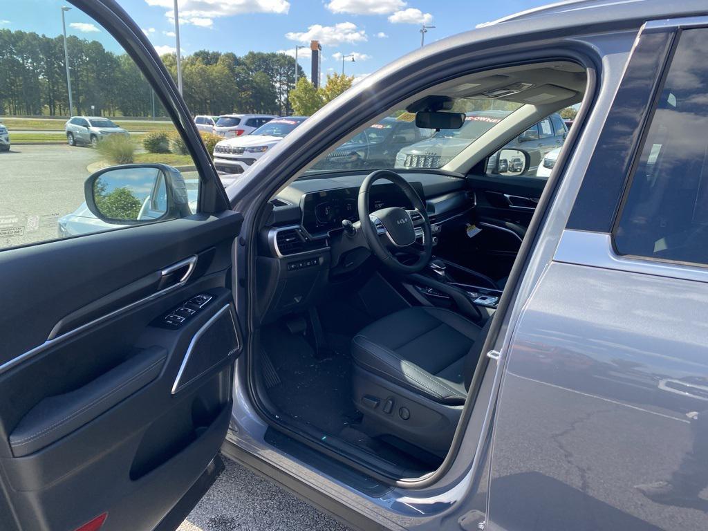 new 2025 Kia Telluride car, priced at $39,784