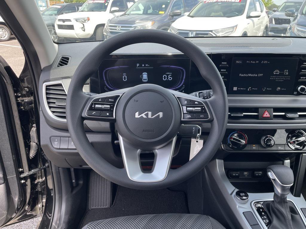 new 2026 Kia Seltos car, priced at $25,170