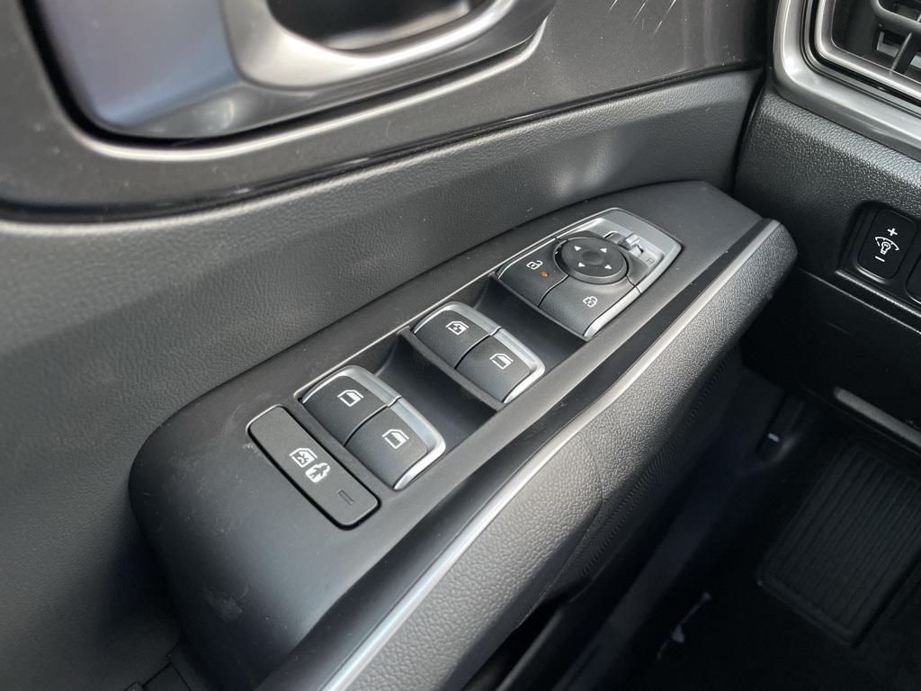 new 2026 Kia Sorento car, priced at $33,943