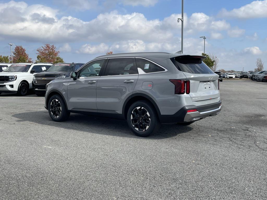 new 2026 Kia Sorento car, priced at $33,943