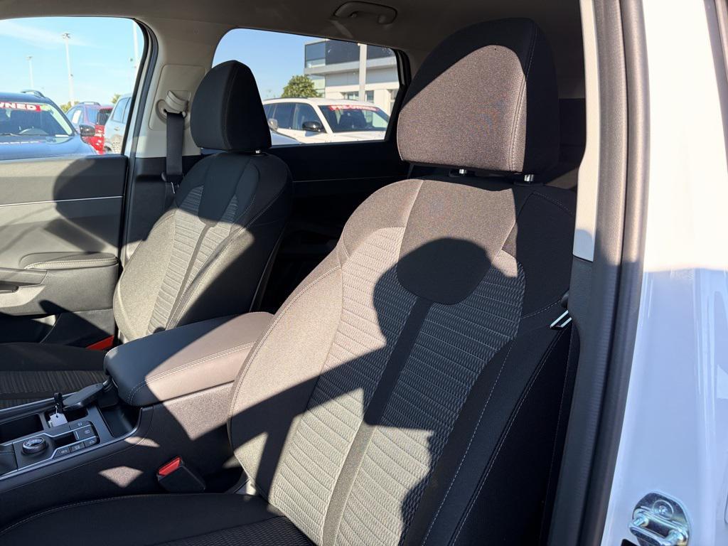 new 2026 Kia Sorento car, priced at $32,130