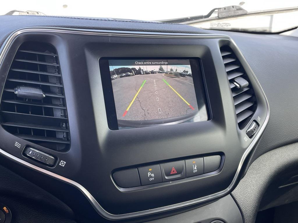 used 2021 Jeep Cherokee car, priced at $18,379