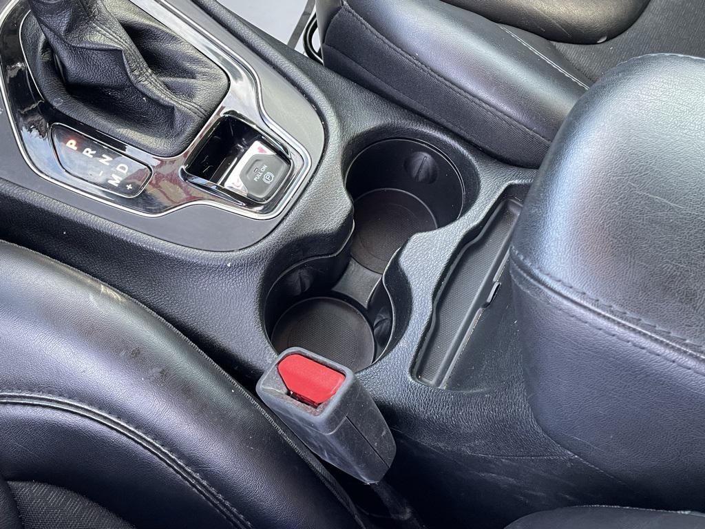 used 2021 Jeep Cherokee car, priced at $18,379