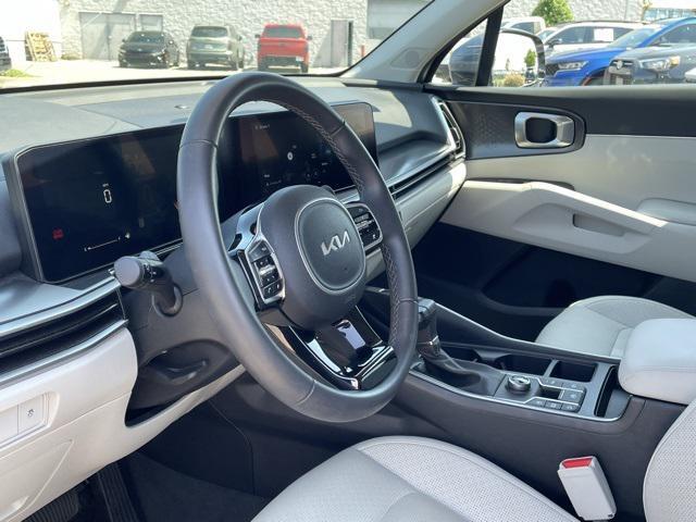 used 2024 Kia Sorento car, priced at $28,996