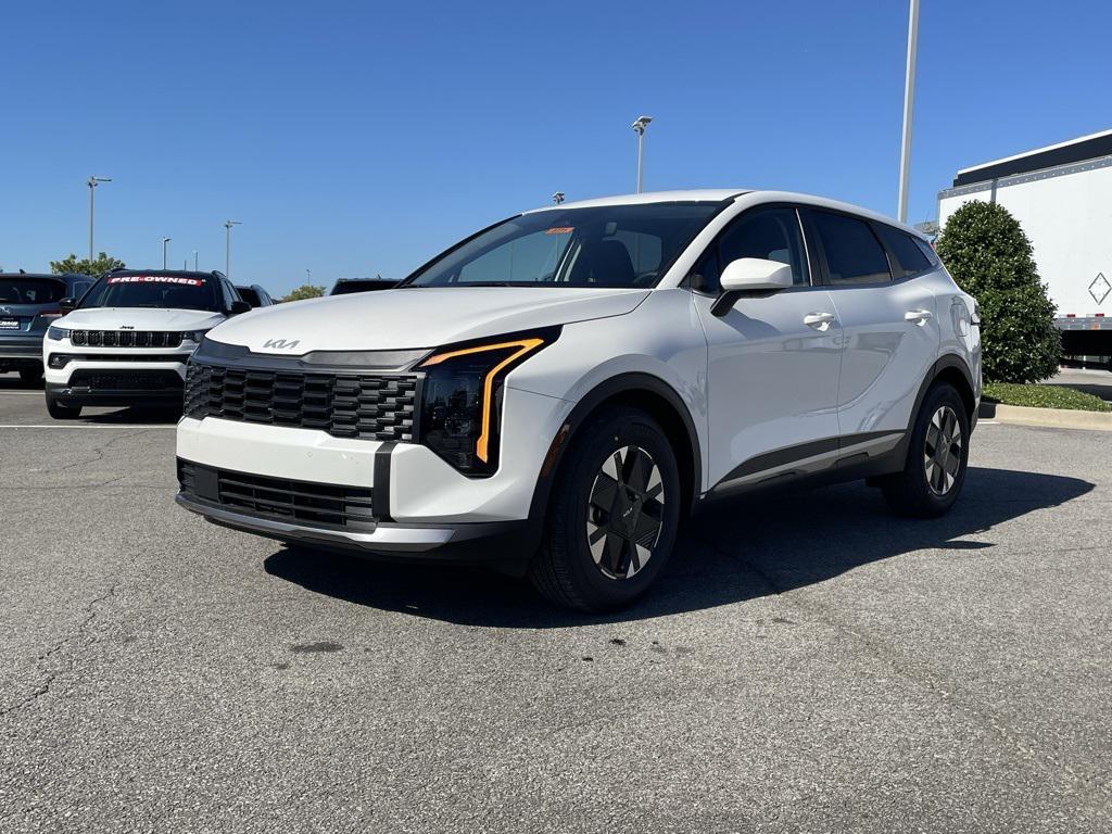new 2026 Kia Sportage Hybrid car, priced at $32,095