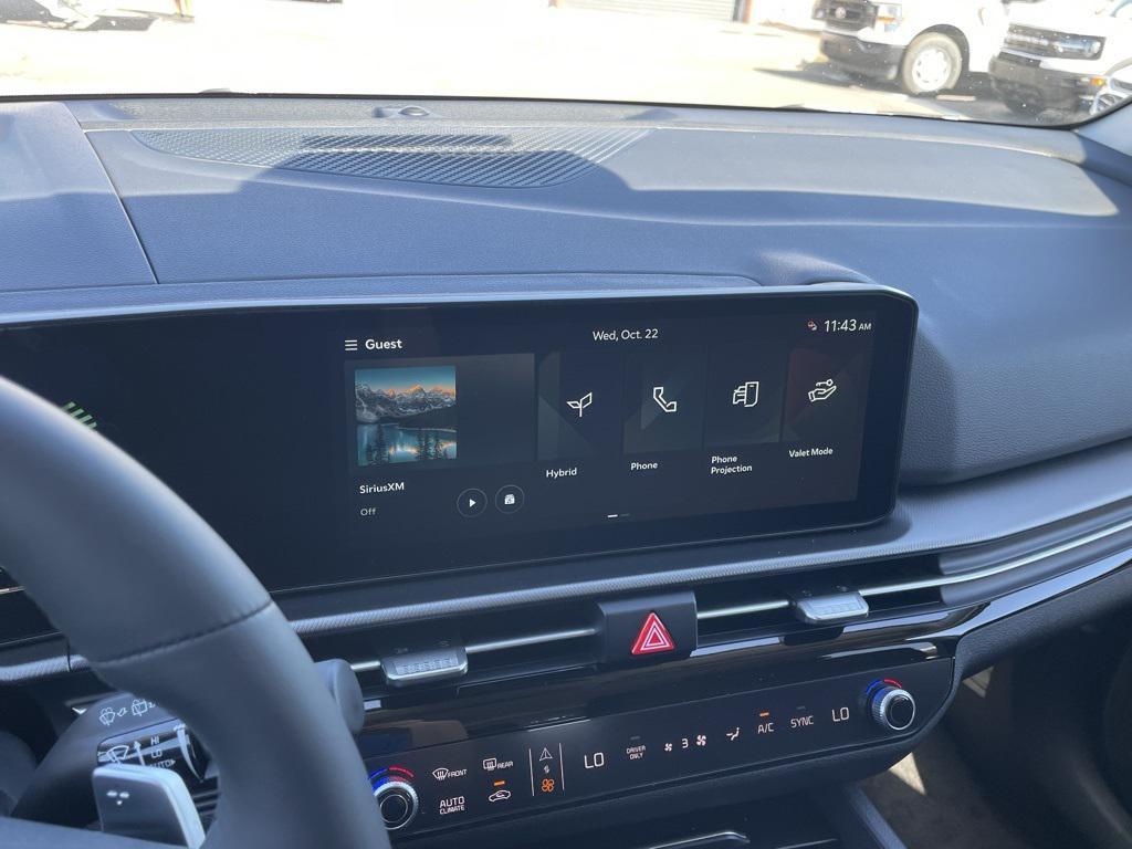 new 2026 Kia Sportage Hybrid car, priced at $32,095